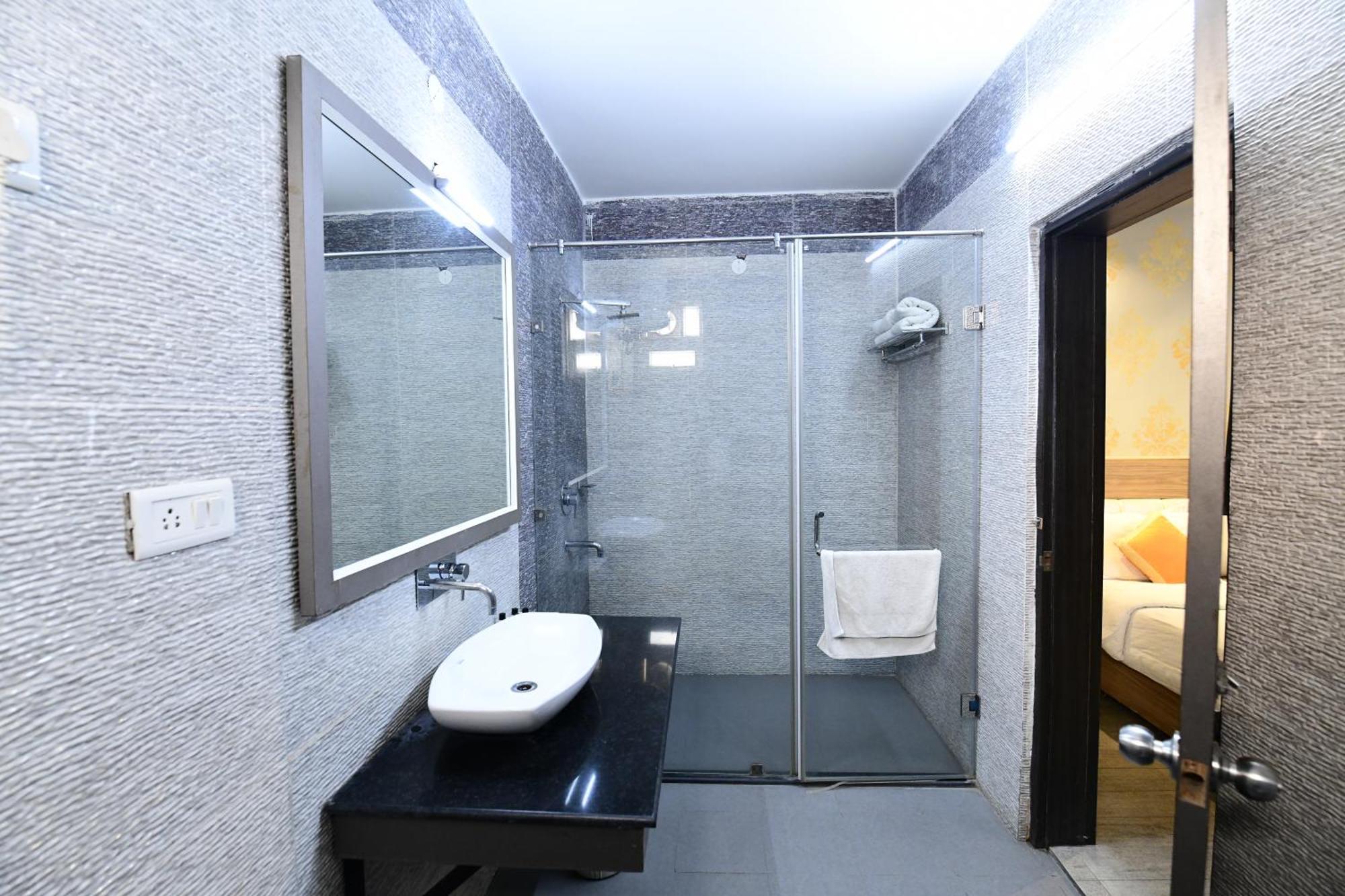 Hotel Jataka Inn Bodh Gaya Eksteriør bilde
